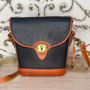 SOLD! Vintage Dooney & Bourke AWL Bucket Crossbody Made in USA Duck Medallion